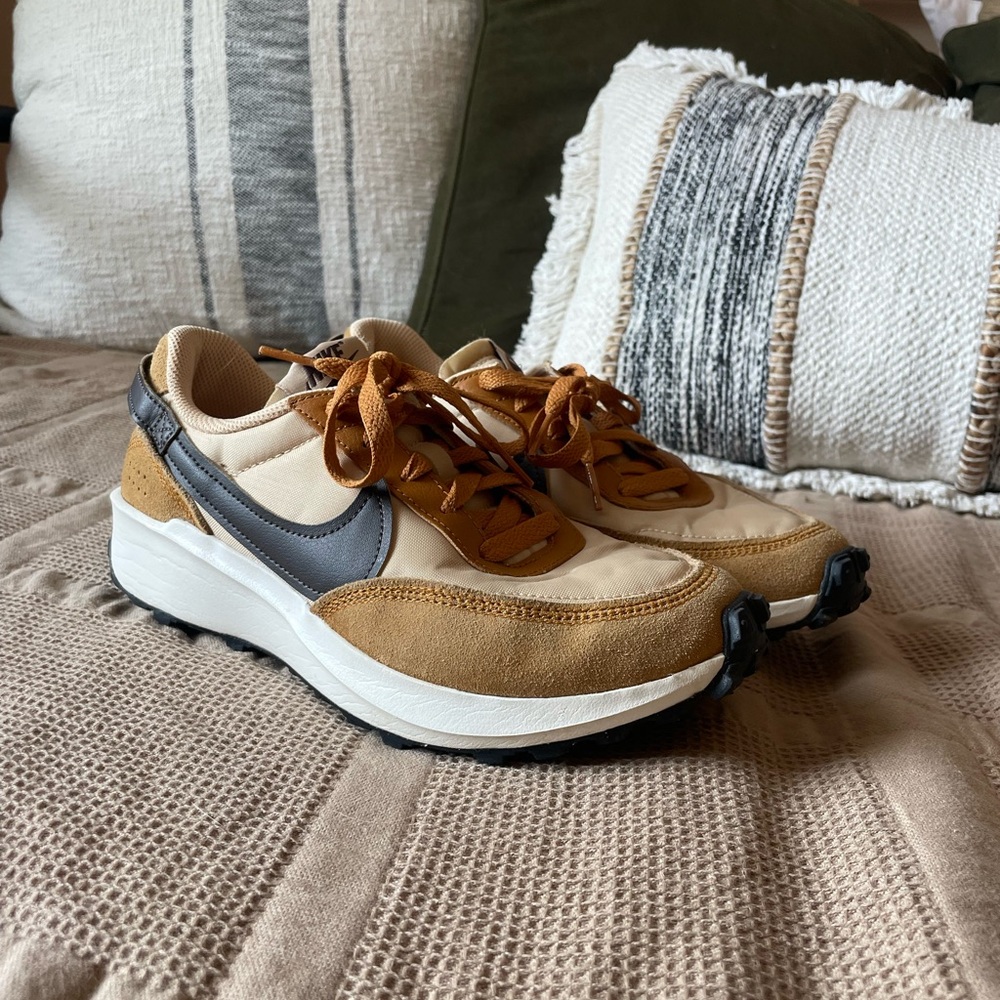Nike Waffle Sneakers